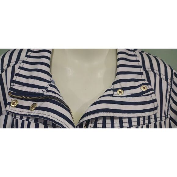 Chico's Striped Zip and Snap 3/4 Length Tab Sleeve Jacket, Navy/Wht, Sz 1 (8) - Picture 6 of 12